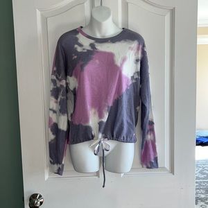 Cute light weight sweatshirt